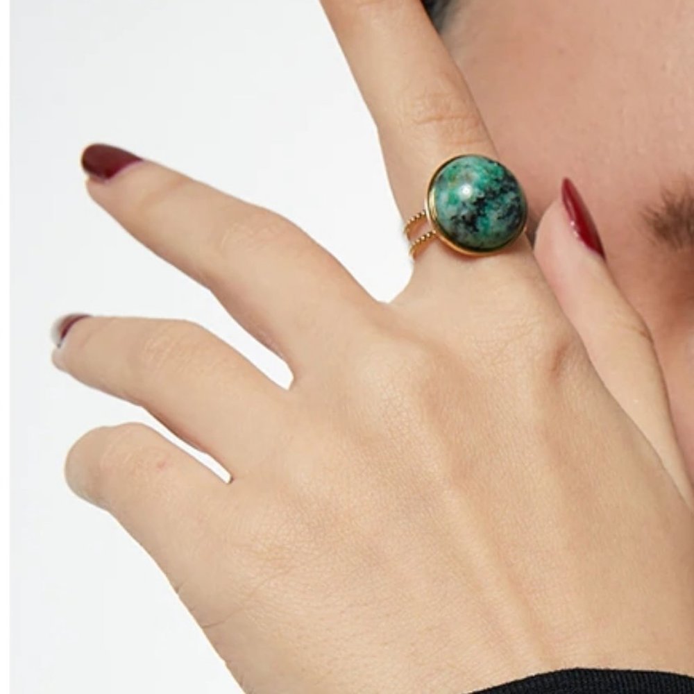New 18K Gold Plated Green Round Natural Stone Resizable Ring - Picture 2 of 6